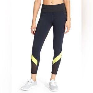 Athleta Sonar 7/8 Tight - Small - women's colorblock legging black navy running